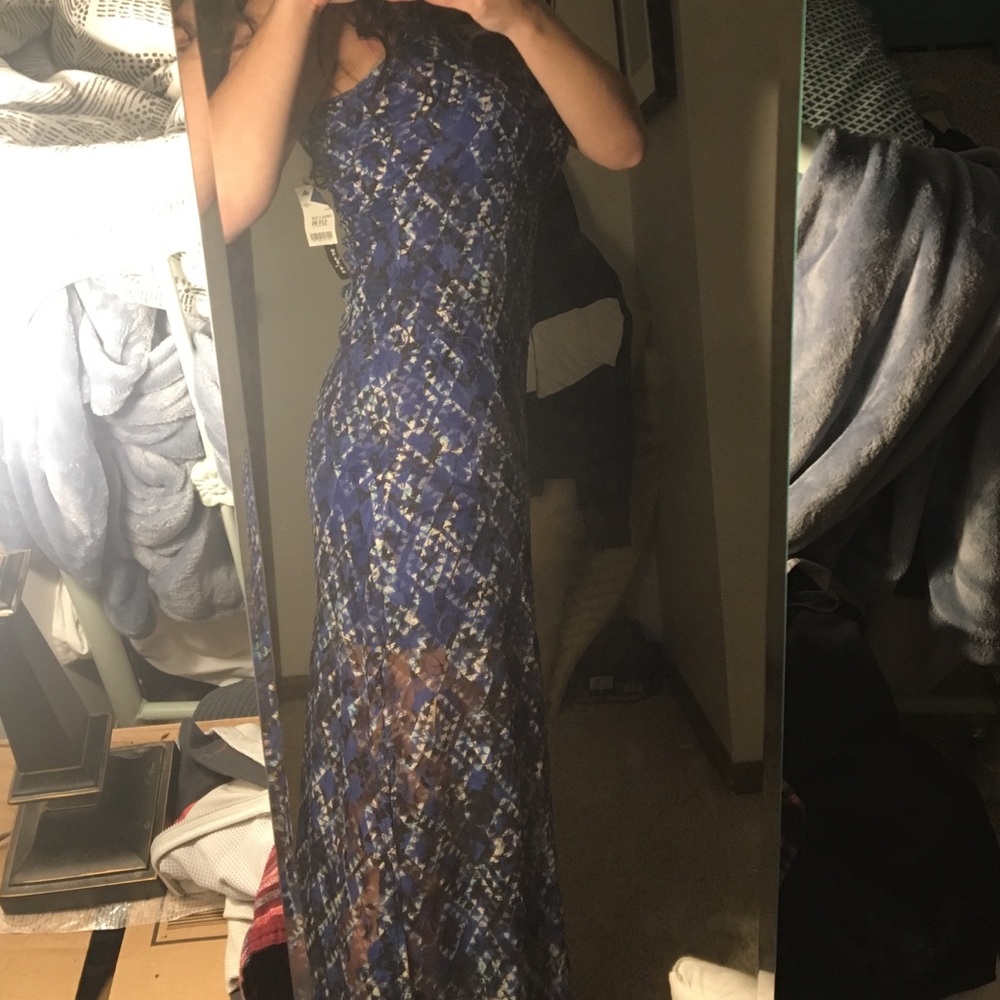 Maxi dress. Fire los angles. Marshall’s. Tight fit